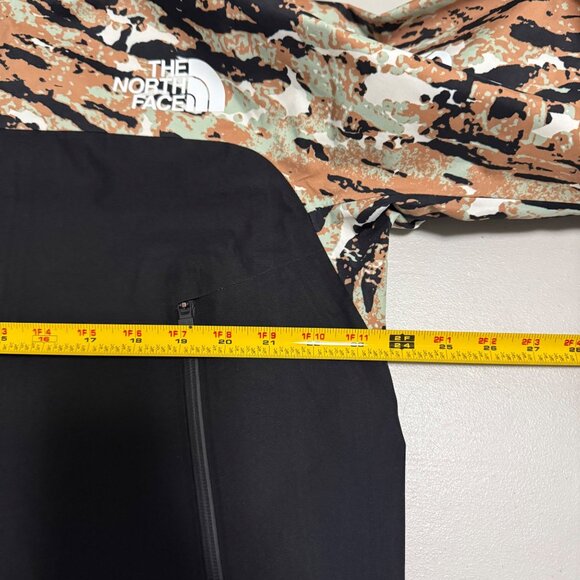 The North Face Verbier GTX Almond Butter Camo Winter Jacket Coat Womens XL NEW - Picture 11 of 12